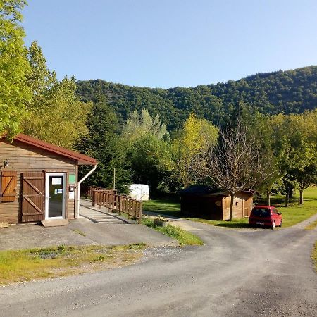 Camping Le Vialaret Nant Екстериор снимка