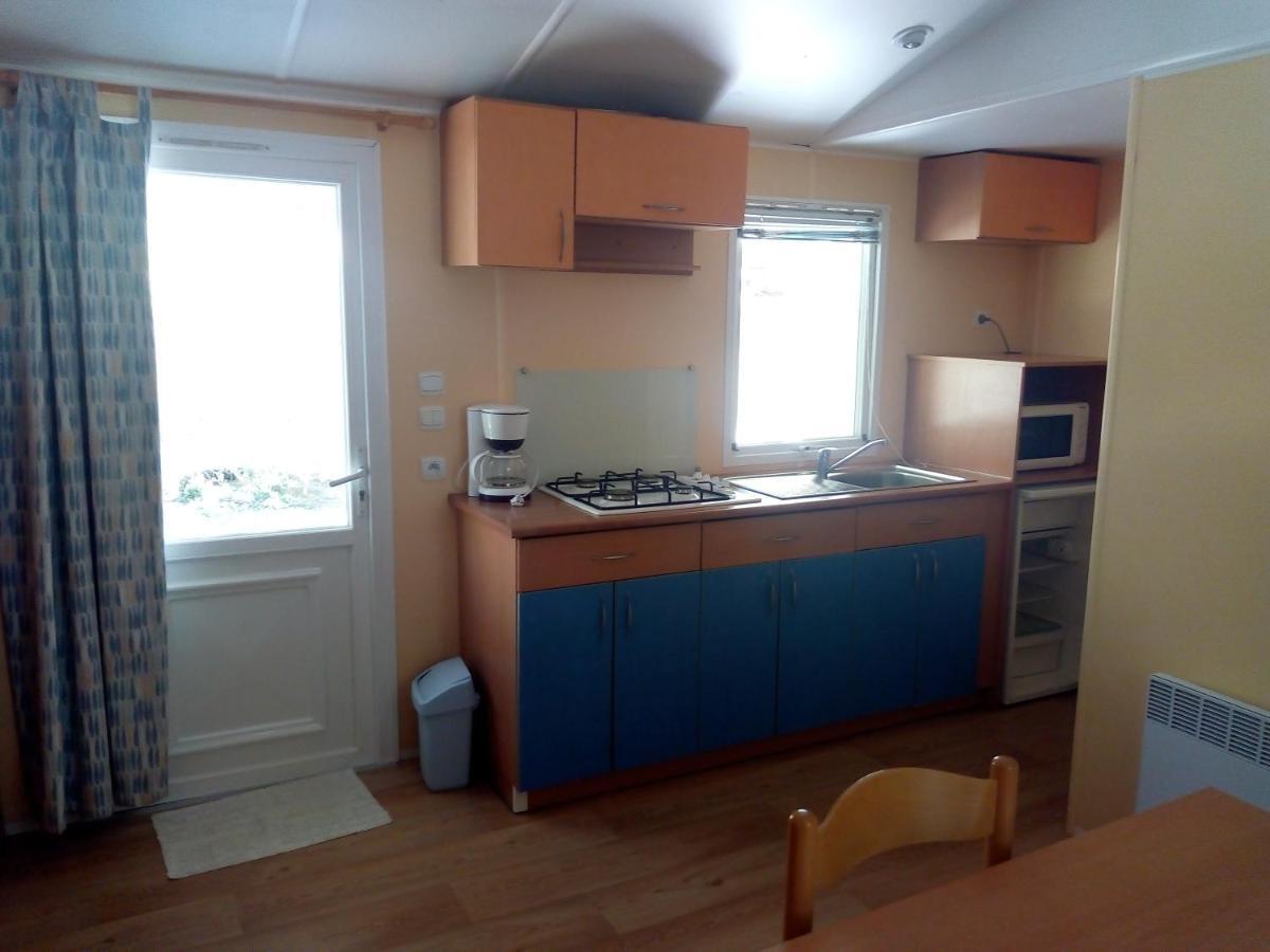 Camping Le Vialaret Nant Екстериор снимка